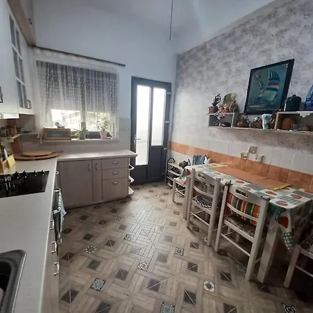 Kristy's House With Garden * Chania (Crete)